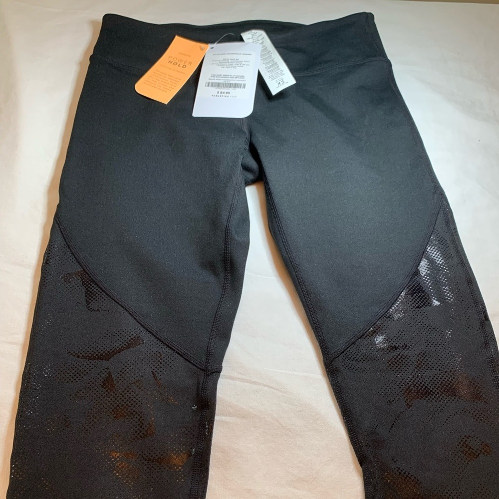 NWT Powerhold Moto Style Leggings